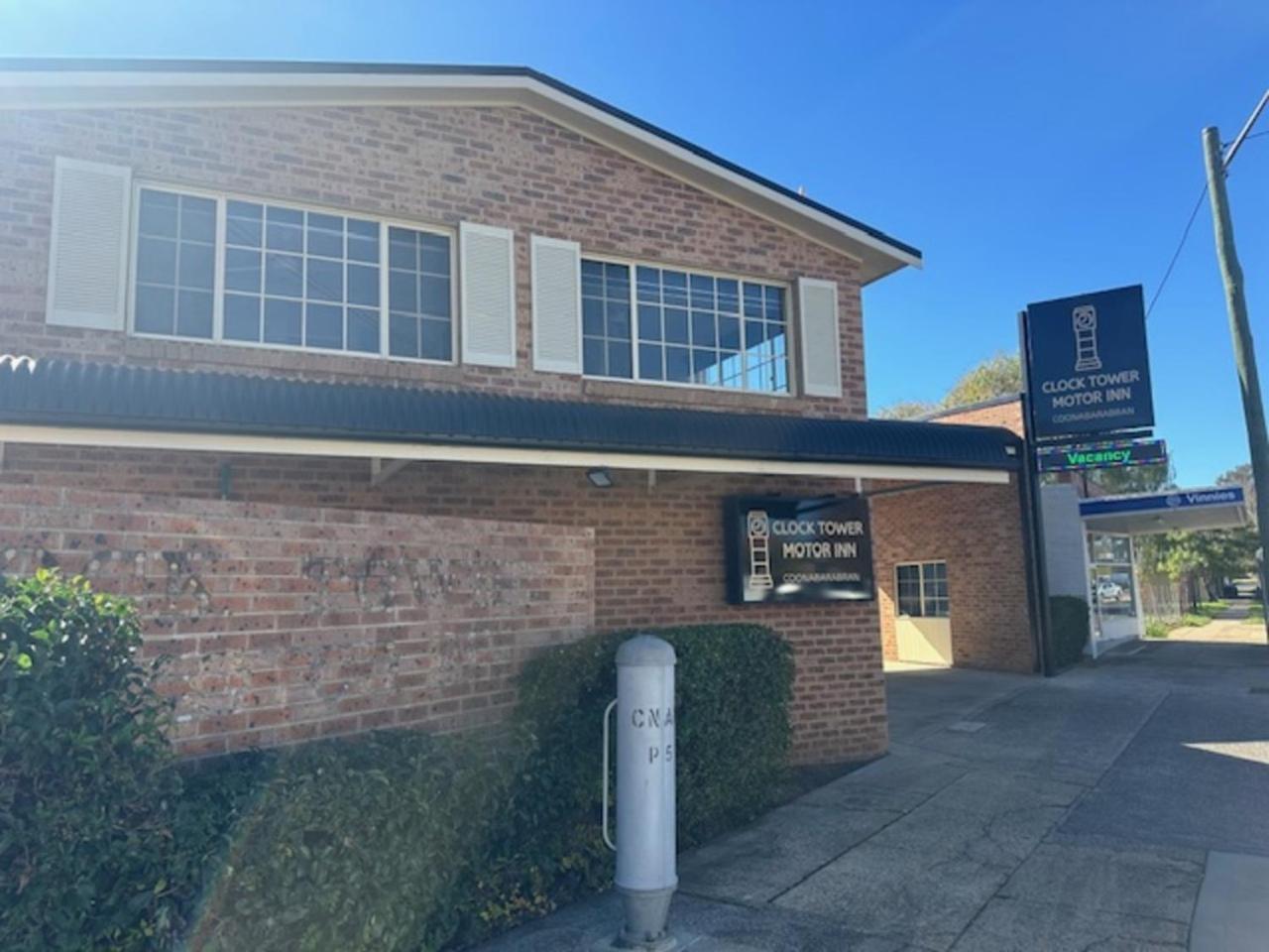 Clock Tower Motor Inn Coonabarabran Exterior photo